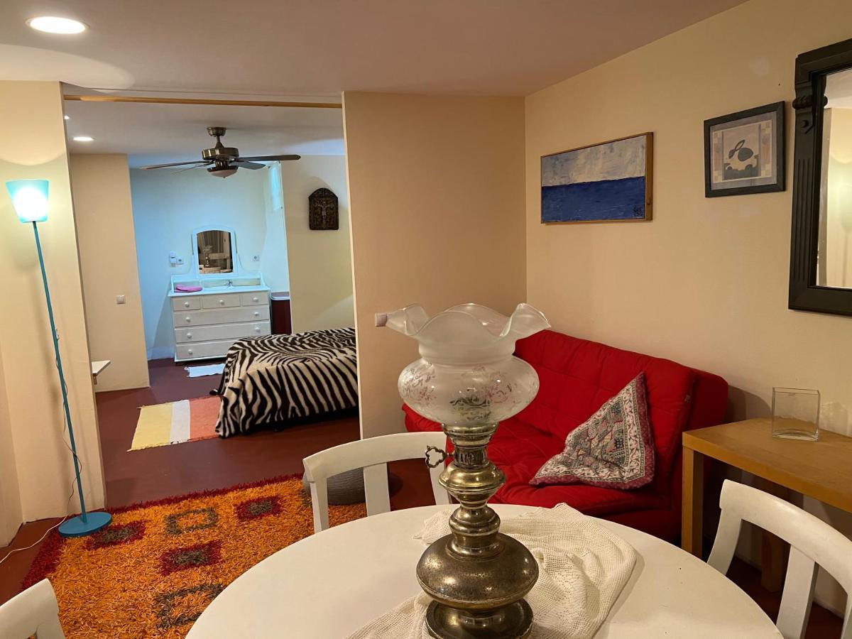 Apartamento Abierto Con Patio Matadepera المظهر الخارجي الصورة