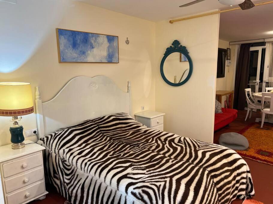 Apartamento Abierto Con Patio Matadepera المظهر الخارجي الصورة